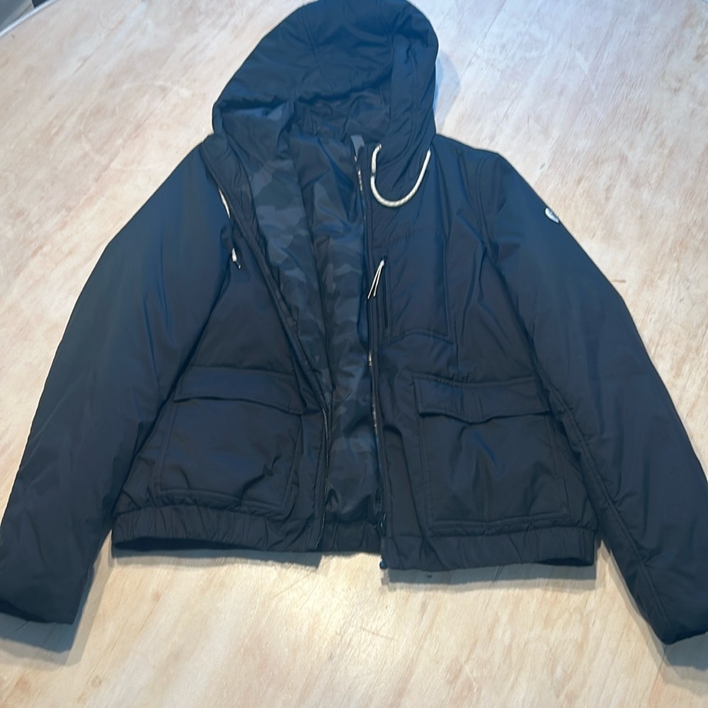 VUORI WOMENS Tahoe Insulated Jacket XL